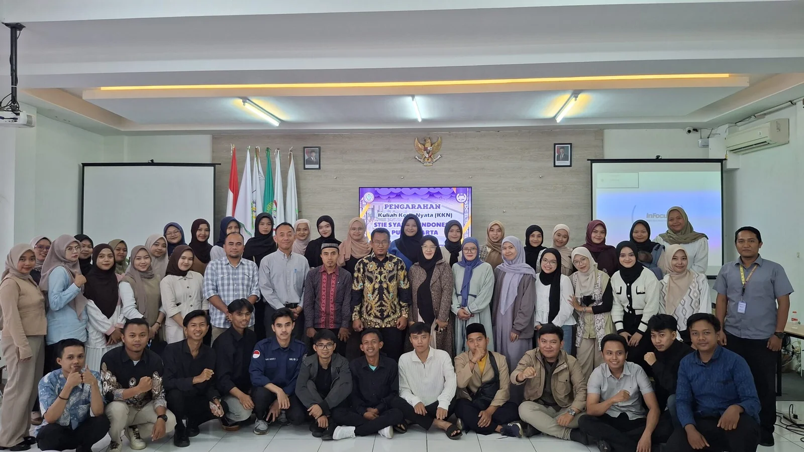 STIES Indonesia Purwakarta Laksanakan Pengarahan KKN Mahasiswa Angkatan 2022